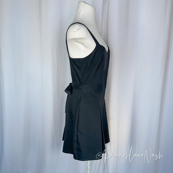 Express Sleeveless Cutout Romper Black - Picture 4 of 10